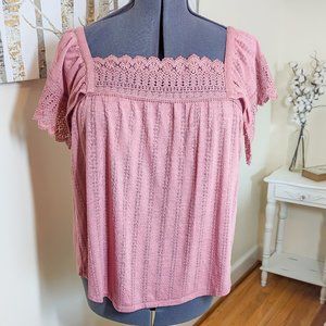 ~*Maurices Mauve/Pink Lace Flutter Sleeve Top - Size 1*~